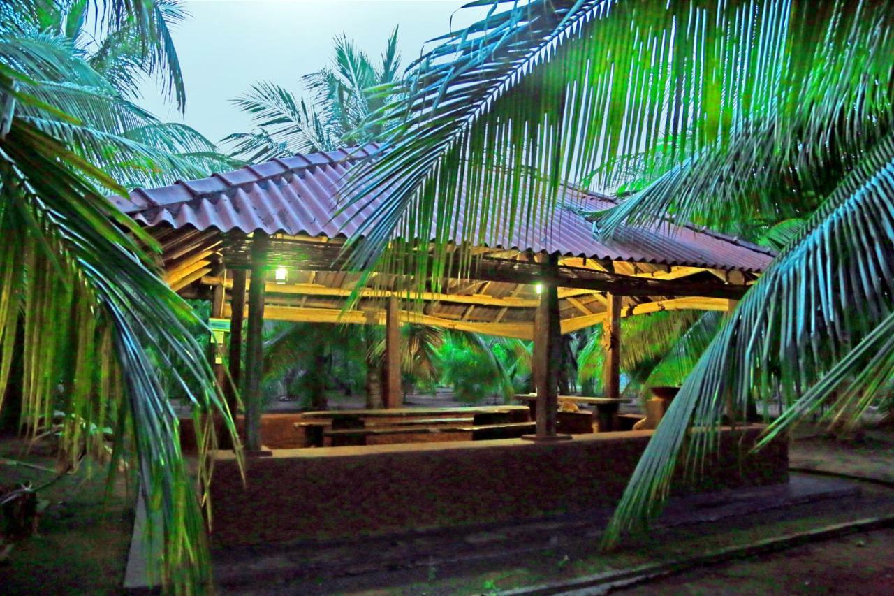 Heina Nature Resort - Eco Home And Yala Safari Катарагама Екстериор снимка